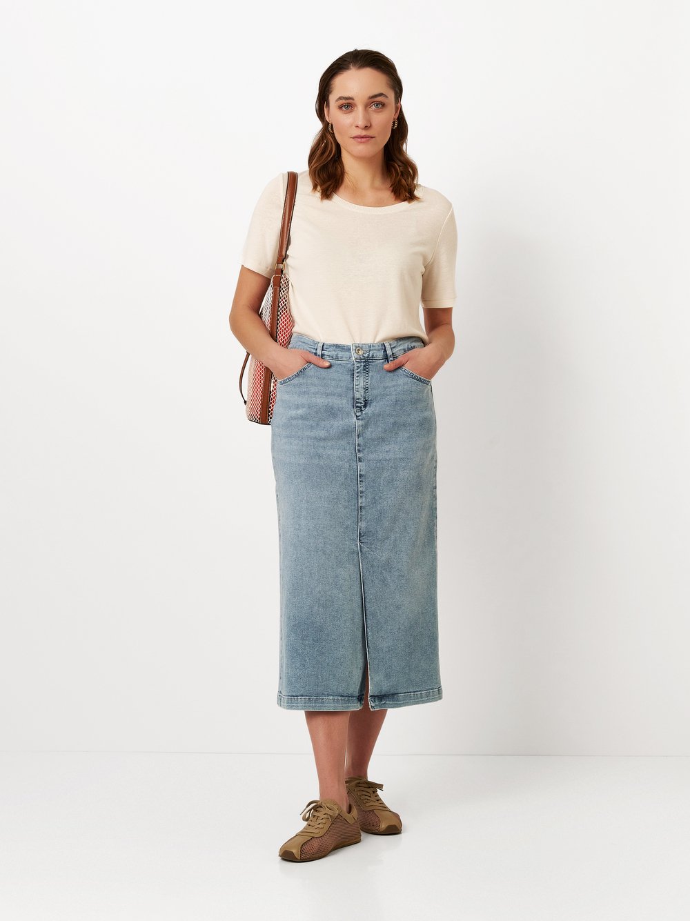 Denim skirt with a slit | Style »Skirt« light blue